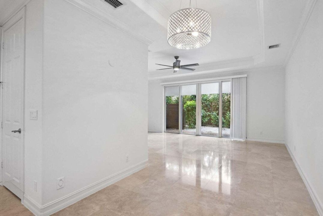 For Rent: $5,200 (3 beds, 3 baths, 3037 Square Feet)