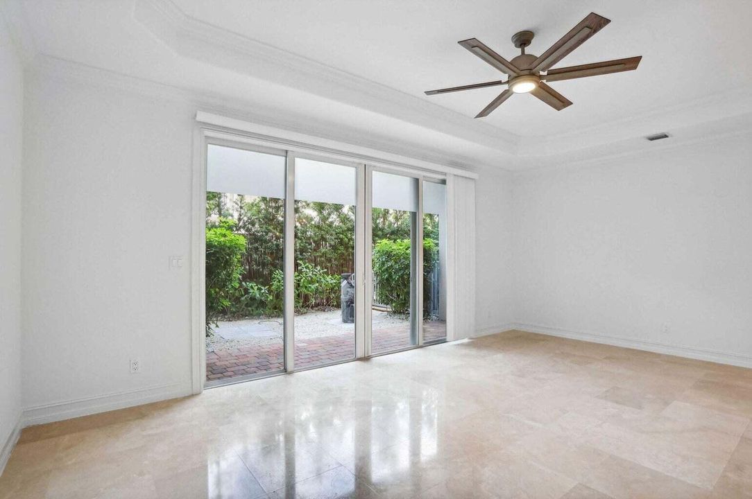 For Rent: $5,200 (3 beds, 3 baths, 3037 Square Feet)