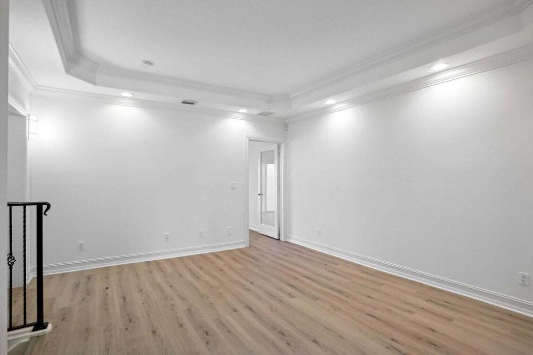 For Rent: $5,200 (3 beds, 3 baths, 3037 Square Feet)