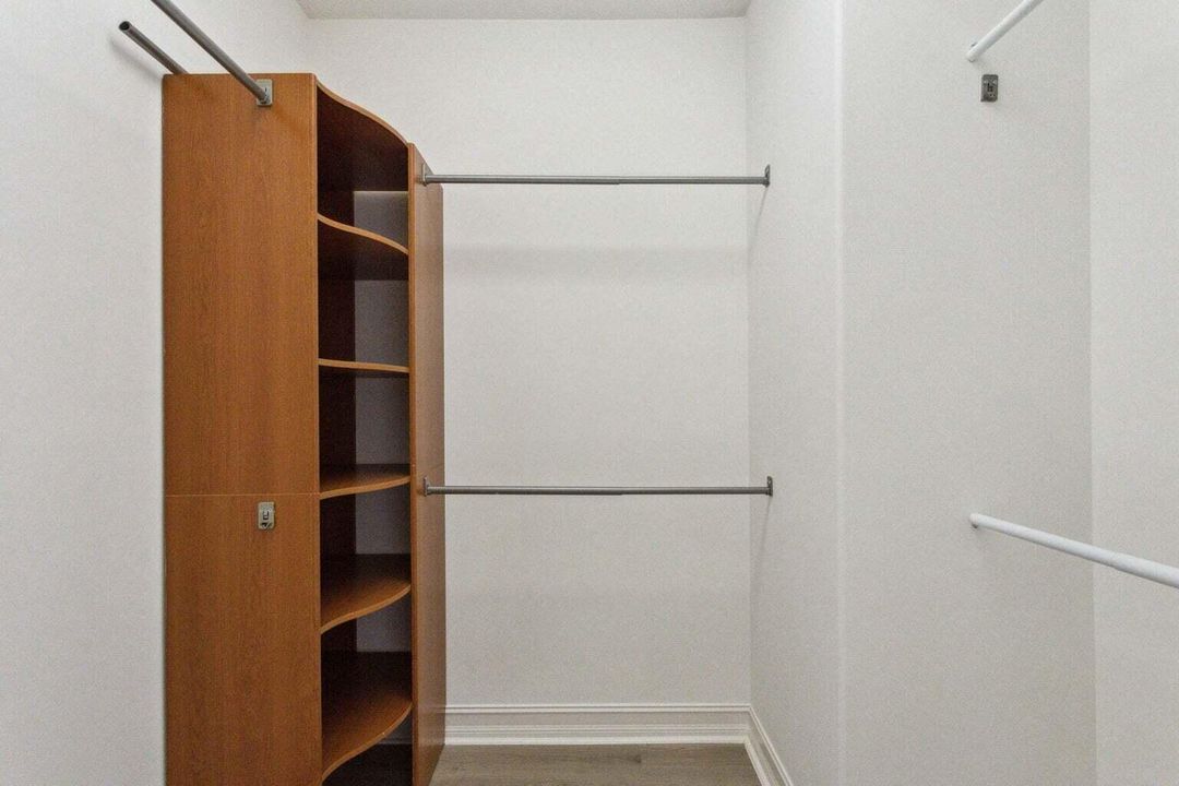 For Rent: $5,200 (3 beds, 3 baths, 3037 Square Feet)