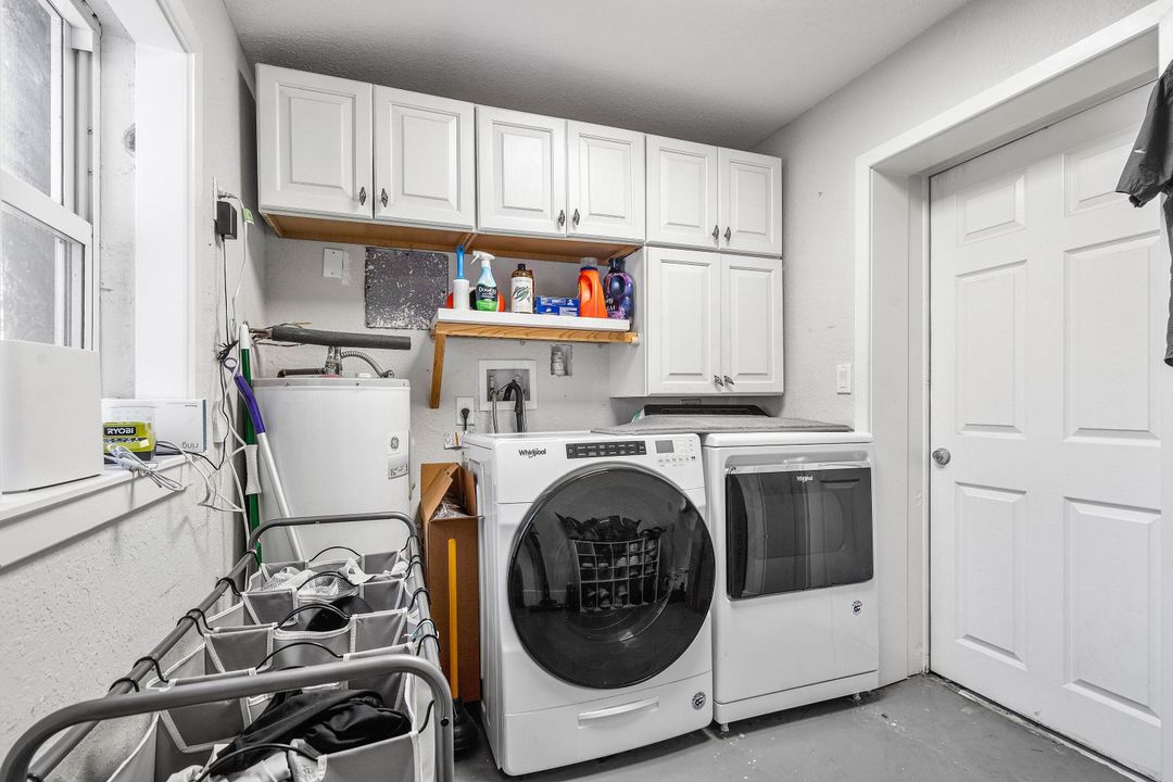 En Venta: $449,000 (2 camas, 2 baños, 1309 Pies cuadrados)