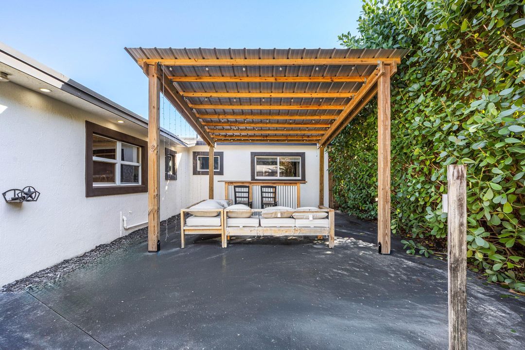 En Venta: $449,000 (2 camas, 2 baños, 1309 Pies cuadrados)