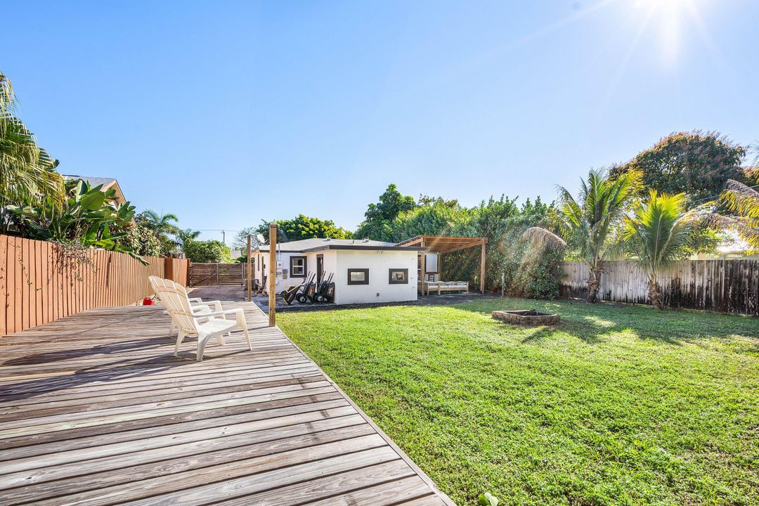 En Venta: $449,000 (2 camas, 2 baños, 1309 Pies cuadrados)