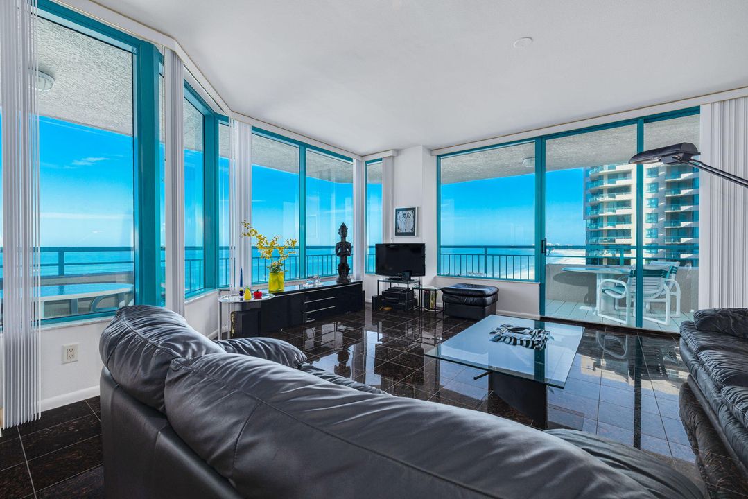 待售: $1,950,000 (3 贝兹, 2 浴室, 1800 平方英尺)