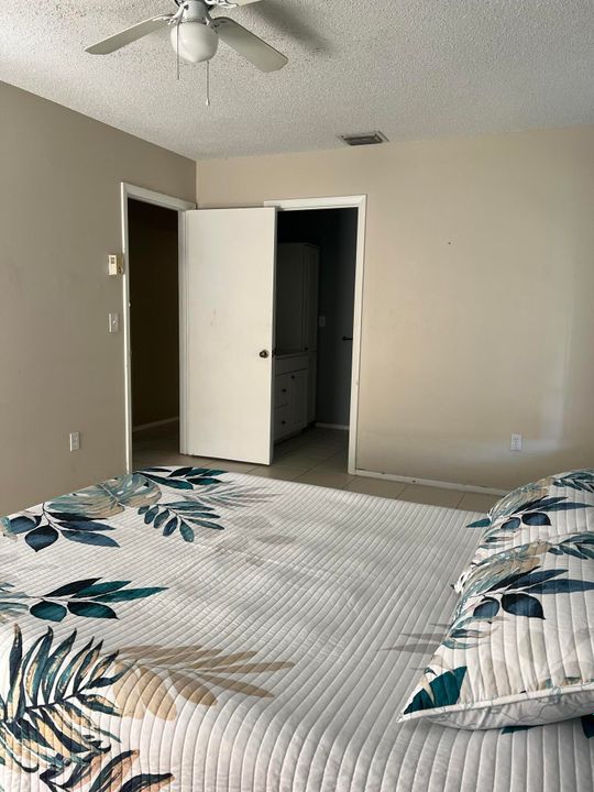 En Venta: $199,000 (2 camas, 2 baños, 1037 Pies cuadrados)