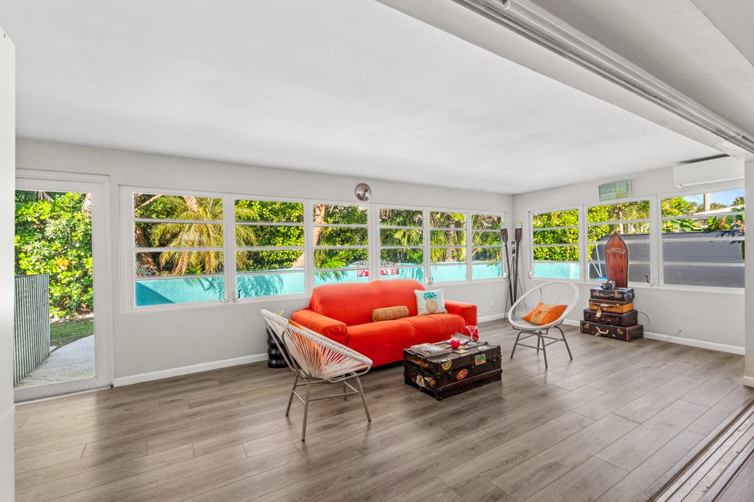 For Sale: $669,000 (3 beds, 2 baths, 1646 Square Feet)