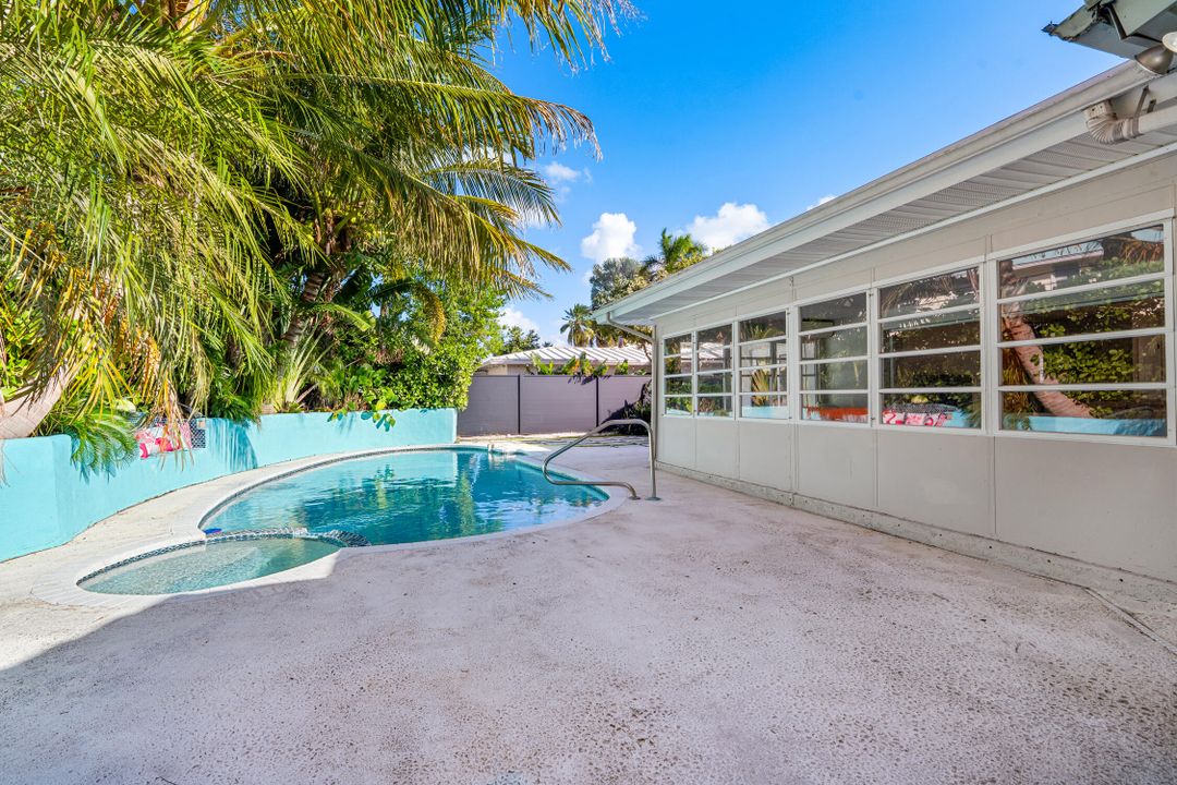 For Sale: $669,000 (3 beds, 2 baths, 1646 Square Feet)