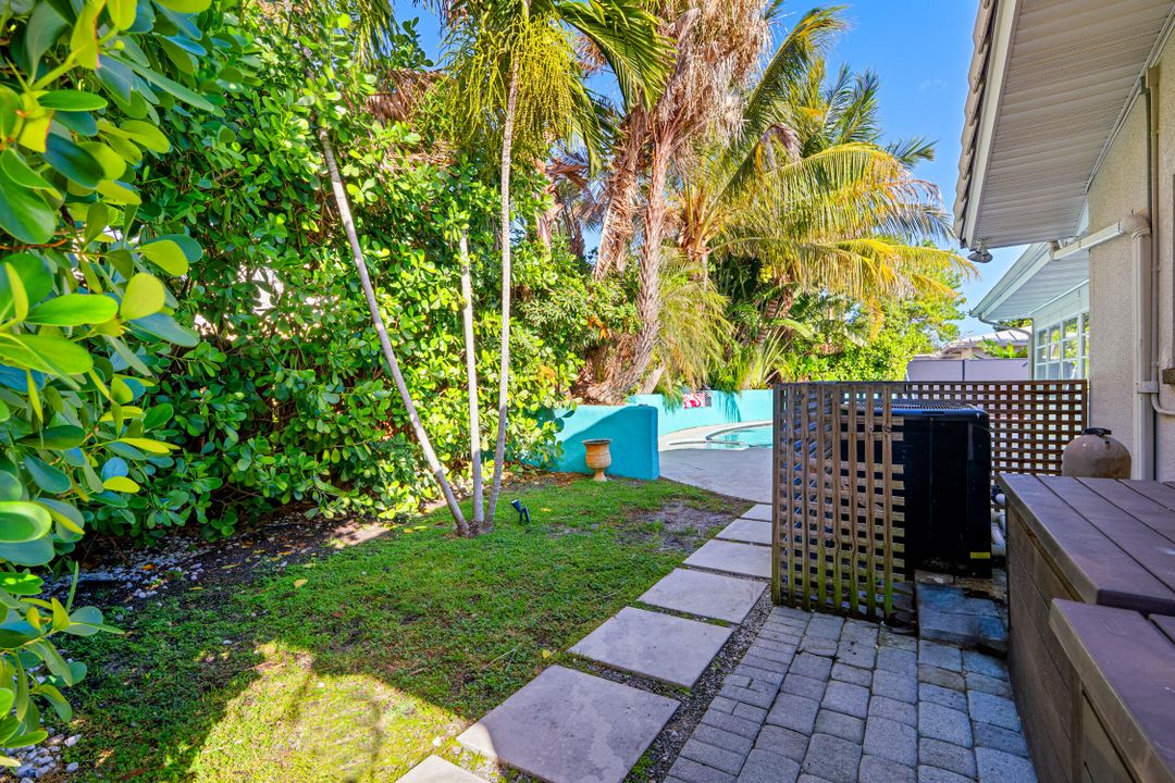 For Sale: $669,000 (3 beds, 2 baths, 1646 Square Feet)