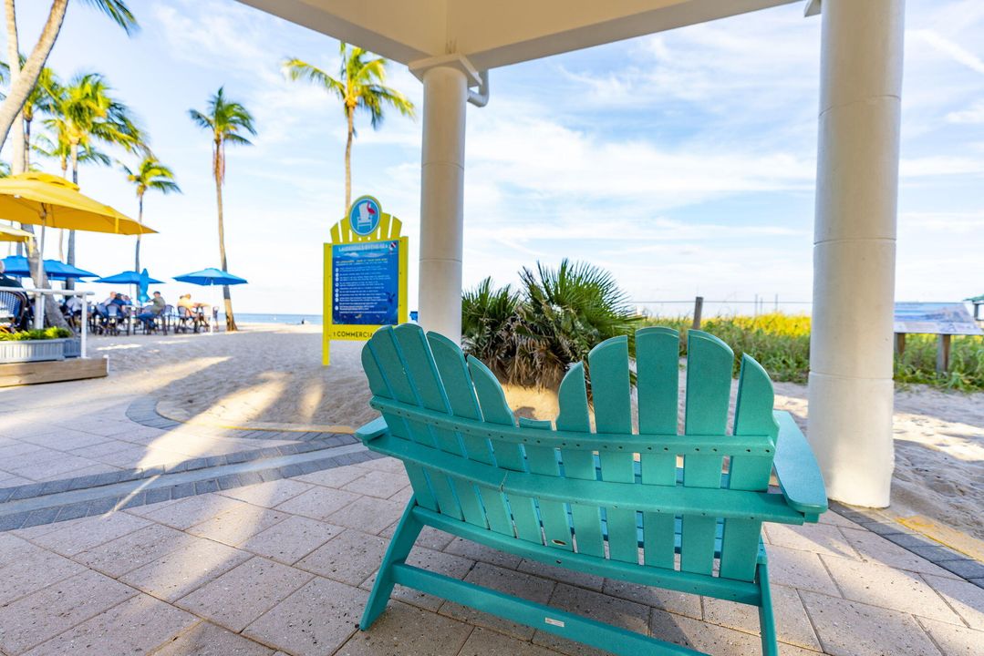 For Sale: $165,000 (1 beds, 1 baths, 610 Square Feet)