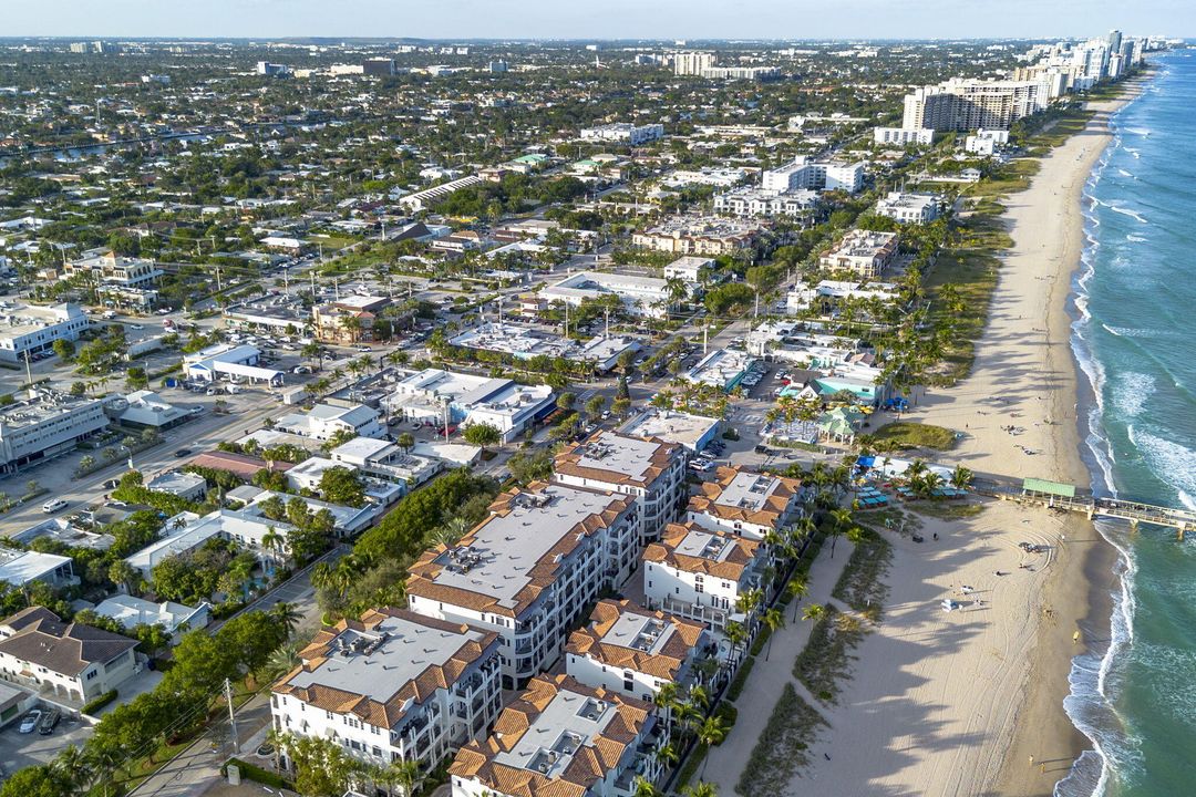 For Sale: $165,000 (1 beds, 1 baths, 610 Square Feet)