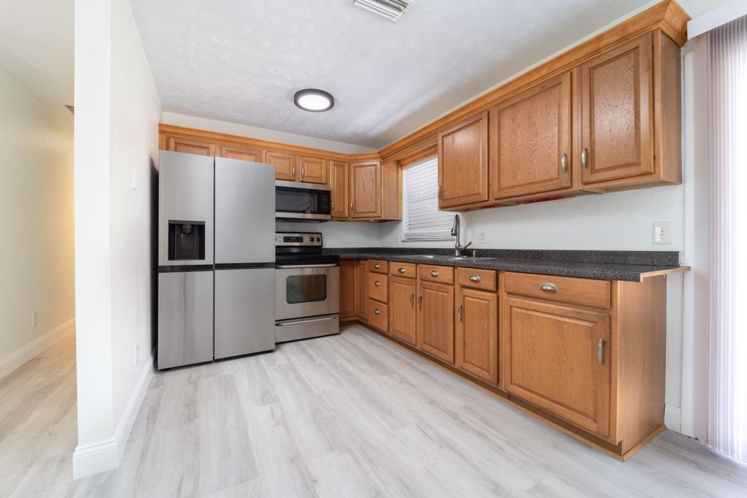 En Venta: $2,800 (0 camas, 0 baños, 1524 Pies cuadrados)