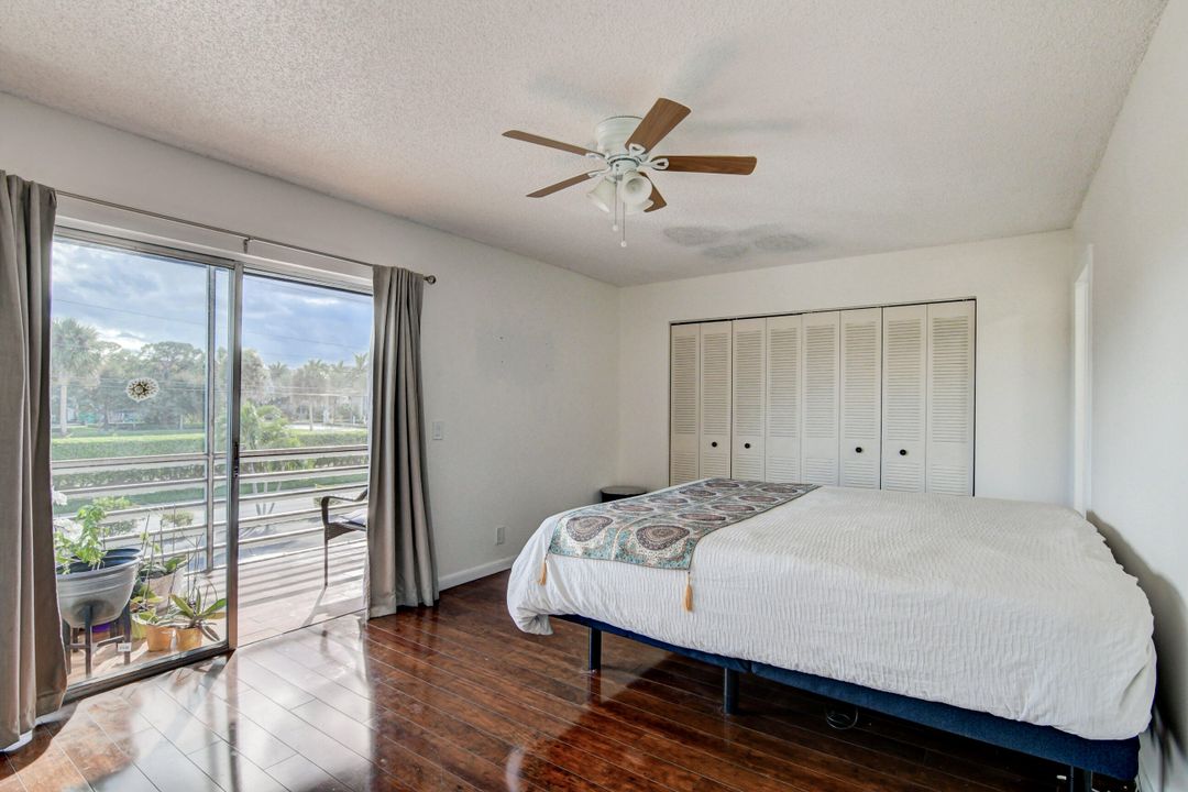 For Rent: $1,800 (1 beds, 1 baths, 760 Square Feet)