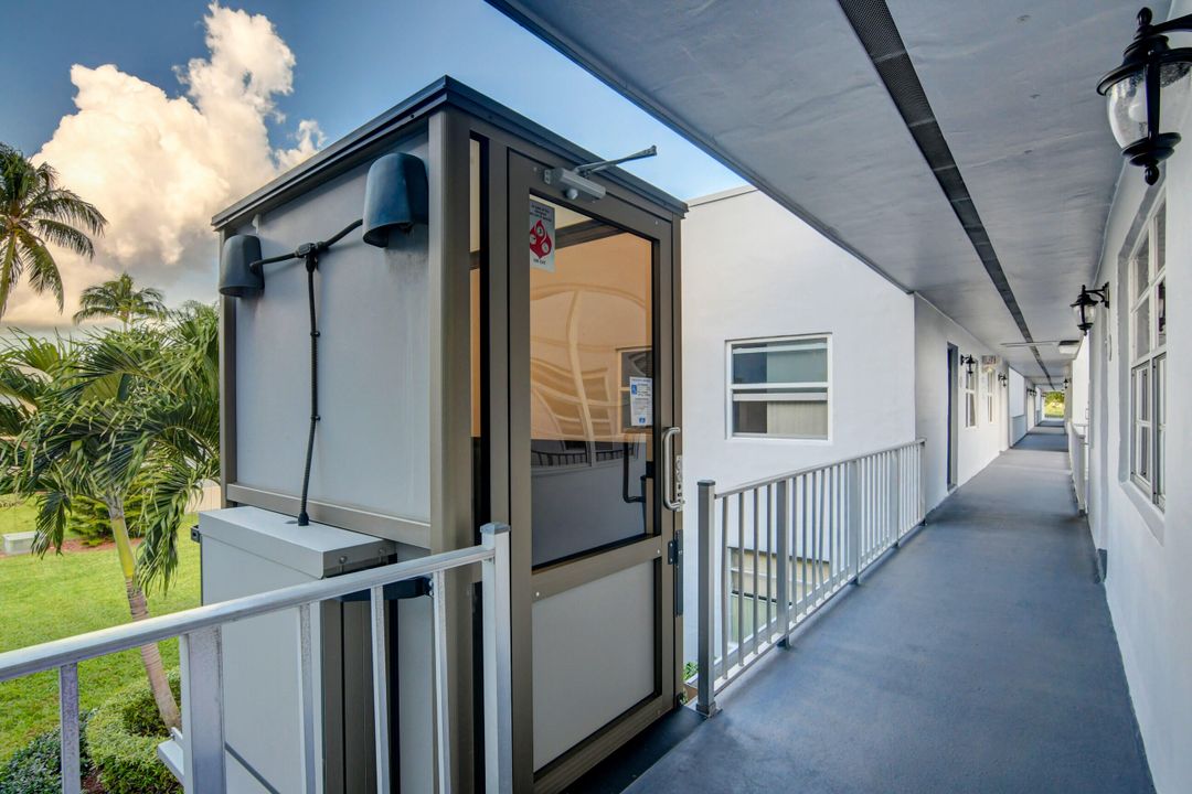 For Rent: $1,800 (1 beds, 1 baths, 760 Square Feet)