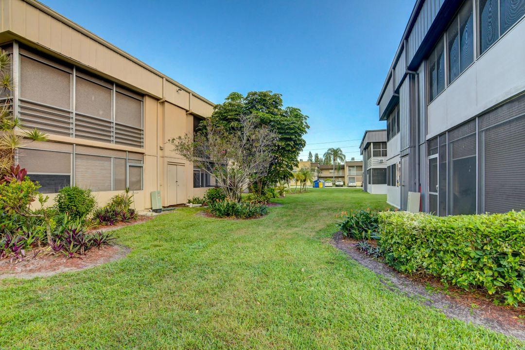 For Rent: $1,800 (1 beds, 1 baths, 760 Square Feet)