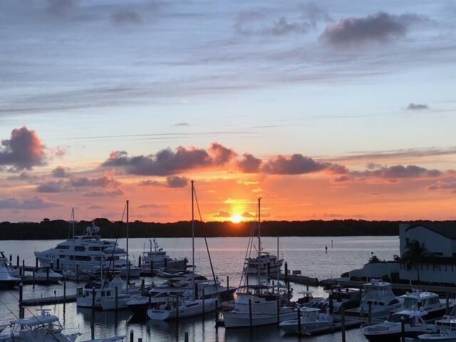 En Renta: $3,950 (2 camas, 2 baños, 1422 Pies cuadrados)