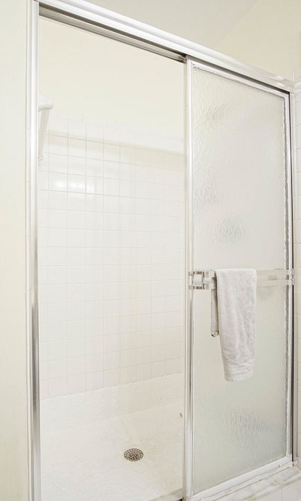 На продажу: $125,000 (2 спален, 2 ванн, 1186 Квадратных фут)