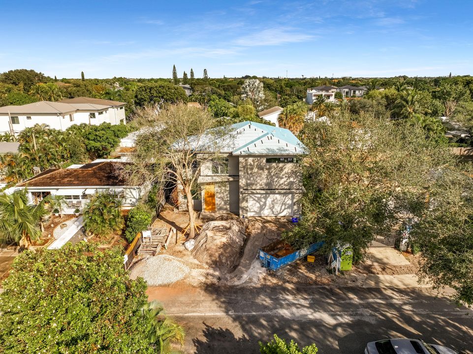 На продажу: $3,224,850 (4 спален, 4 ванн, 4061 Квадратных фут)