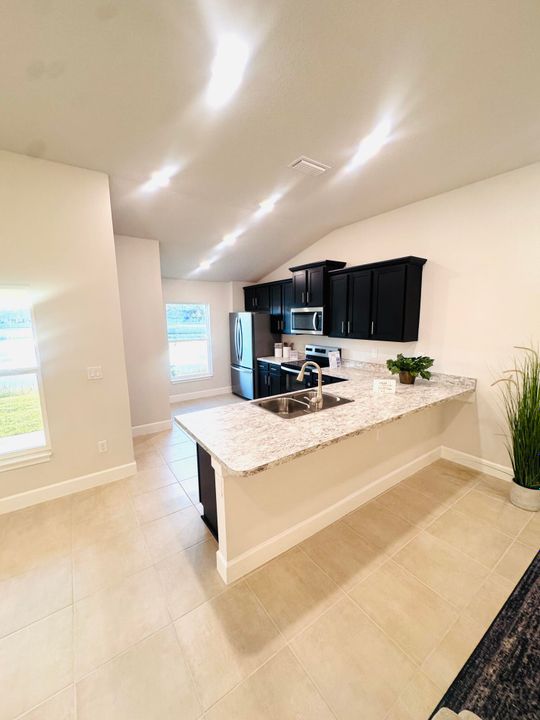 For Sale: $329,300 (3 beds, 2 baths, 1300 Square Feet)