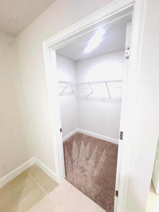 For Sale: $329,300 (3 beds, 2 baths, 1300 Square Feet)