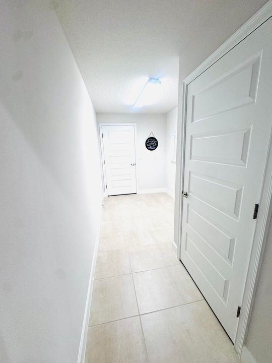 For Sale: $329,300 (3 beds, 2 baths, 1300 Square Feet)