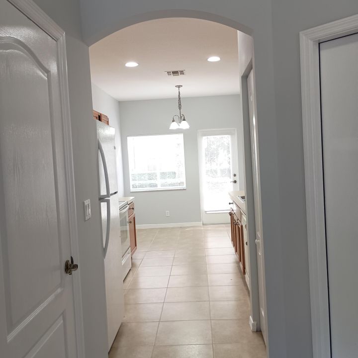 出租: $1,995 (3 贝兹, 2 浴室, 1378 平方英尺)