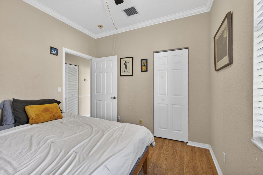 For Rent: $2,400 (3 beds, 2 baths, 1316 Square Feet)