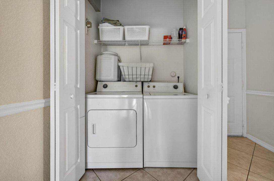 For Rent: $2,400 (3 beds, 2 baths, 1316 Square Feet)