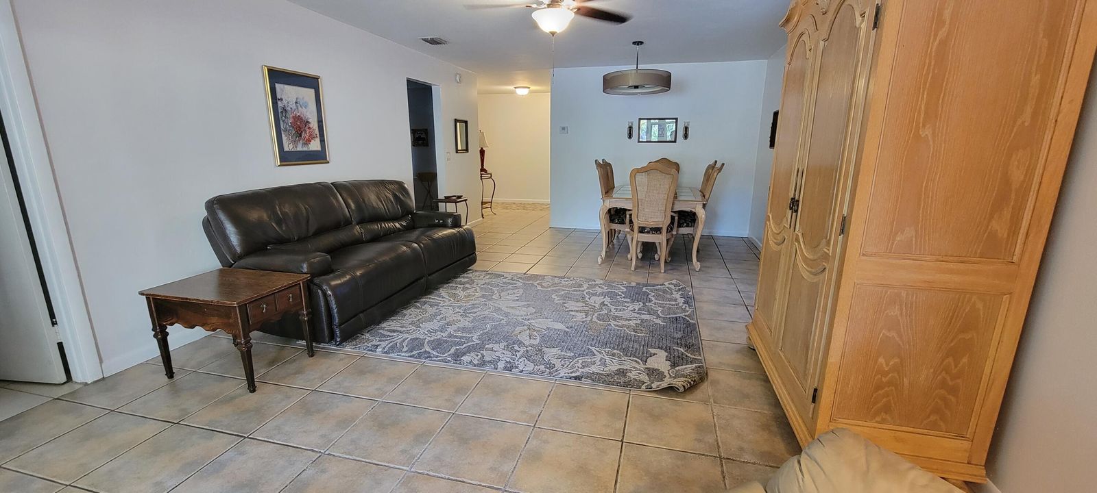 В аренду: $2,800 (3 спален, 2 ванн, 1428 Квадратных фут)