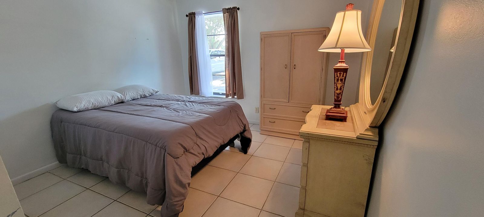 В аренду: $2,800 (3 спален, 2 ванн, 1428 Квадратных фут)