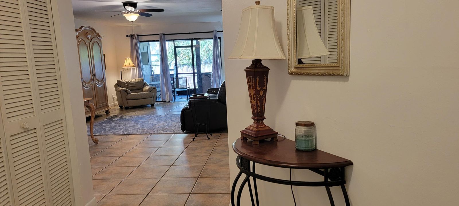 В аренду: $2,800 (3 спален, 2 ванн, 1428 Квадратных фут)