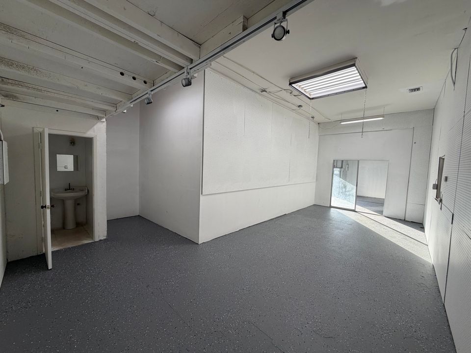 En Venta: $28 (0 camas, 0 baños, 6516 Pies cuadrados)