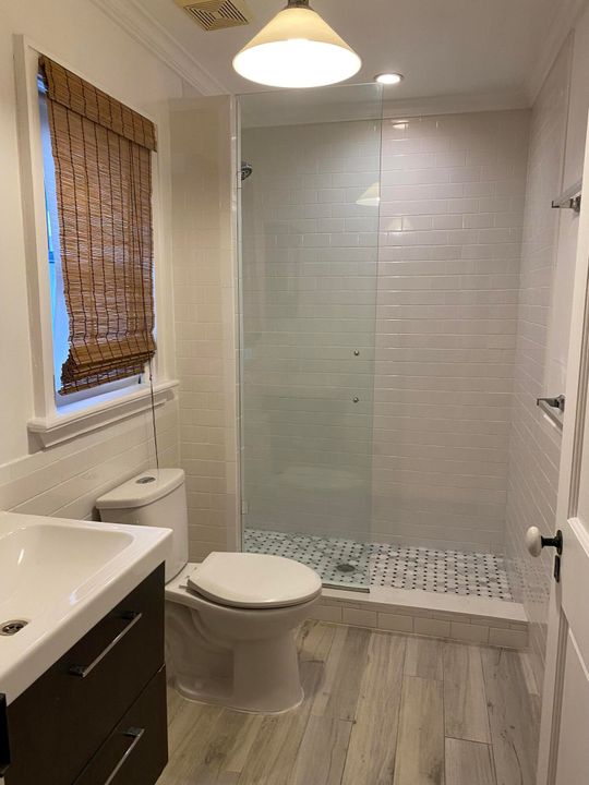 For Rent: $1,550 (1 beds, 1 baths, 630 Square Feet)