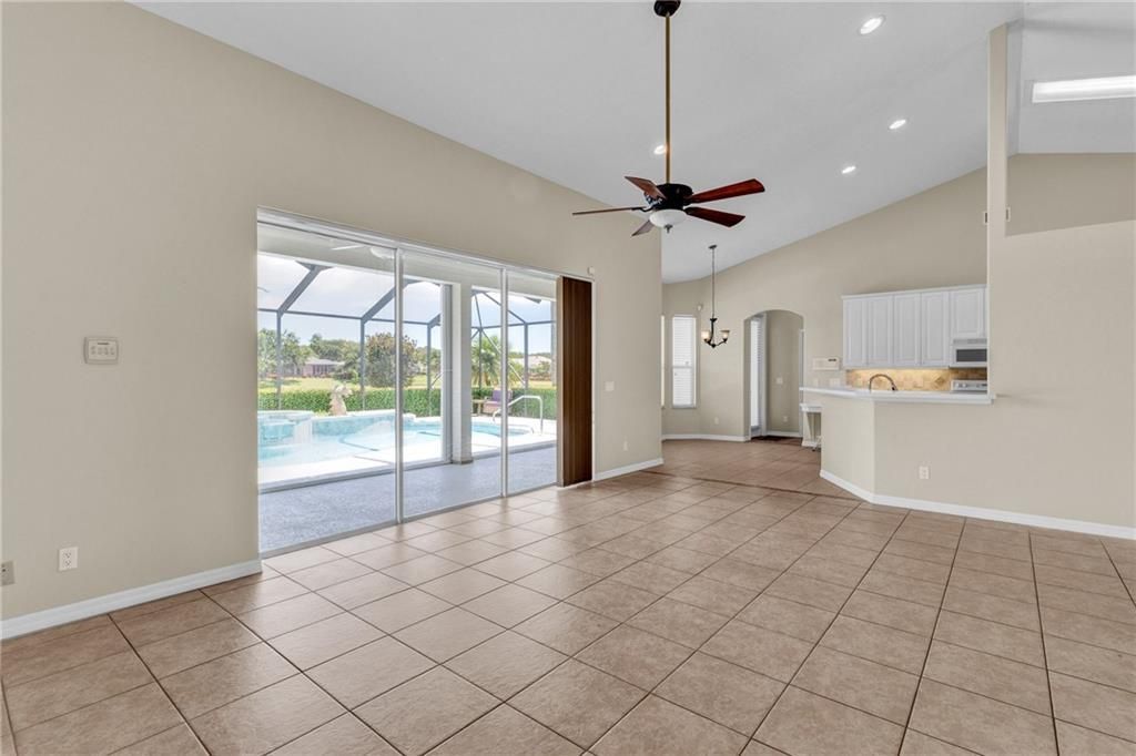 В аренду: $3,500 (3 спален, 2 ванн, 2130 Квадратных фут)