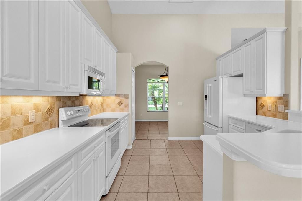 В аренду: $3,500 (3 спален, 2 ванн, 2130 Квадратных фут)