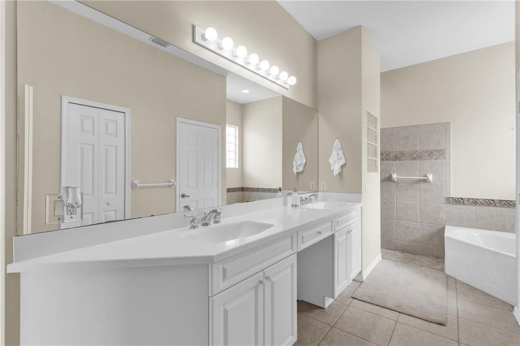 В аренду: $3,500 (3 спален, 2 ванн, 2130 Квадратных фут)