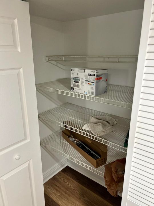 出租: $2,350 (2 贝兹, 2 浴室, 1050 平方英尺)