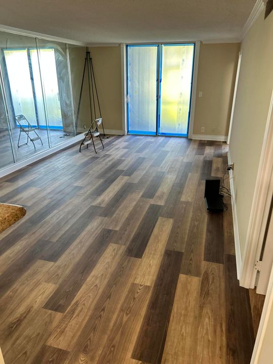 出租: $2,350 (2 贝兹, 2 浴室, 1050 平方英尺)