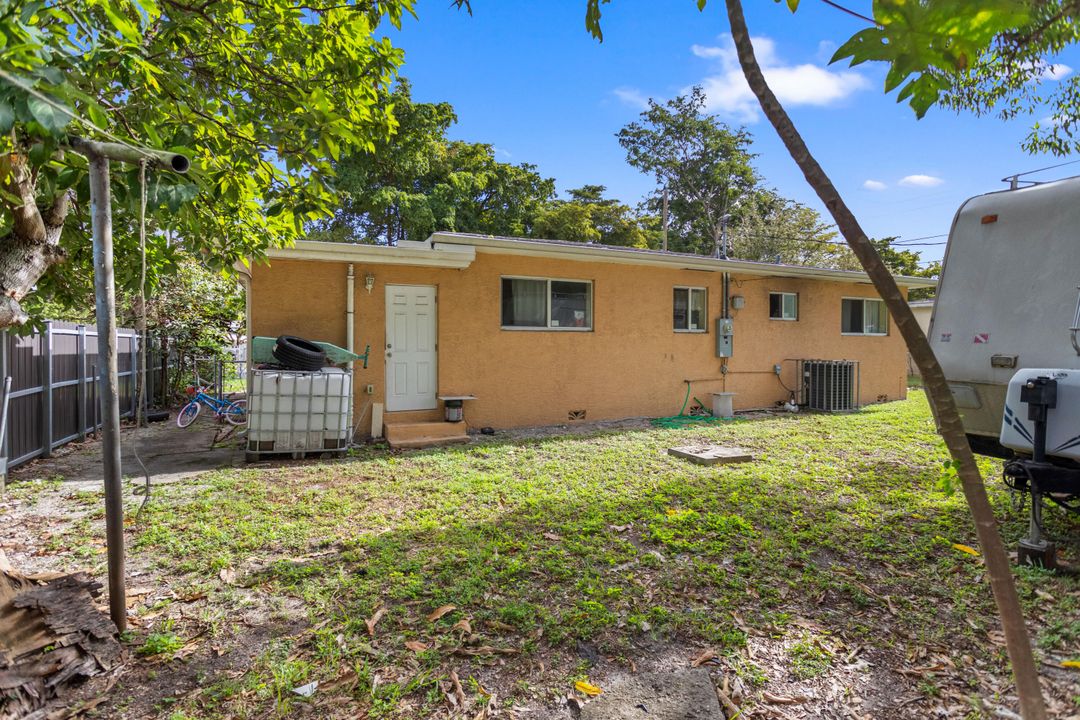 Activo con contrato: $462,500 (3 camas, 2 baños, 1385 Pies cuadrados)