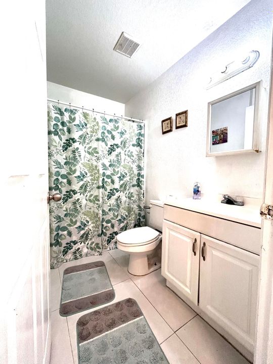 待售: $189,000 (2 贝兹, 1 浴室, 1008 平方英尺)