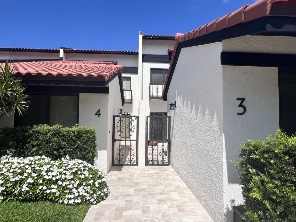 出租: $7,500 (2 贝兹, 2 浴室, 1478 平方英尺)