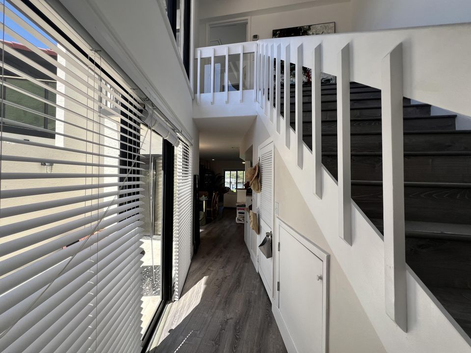 出租: $7,500 (2 贝兹, 2 浴室, 1478 平方英尺)