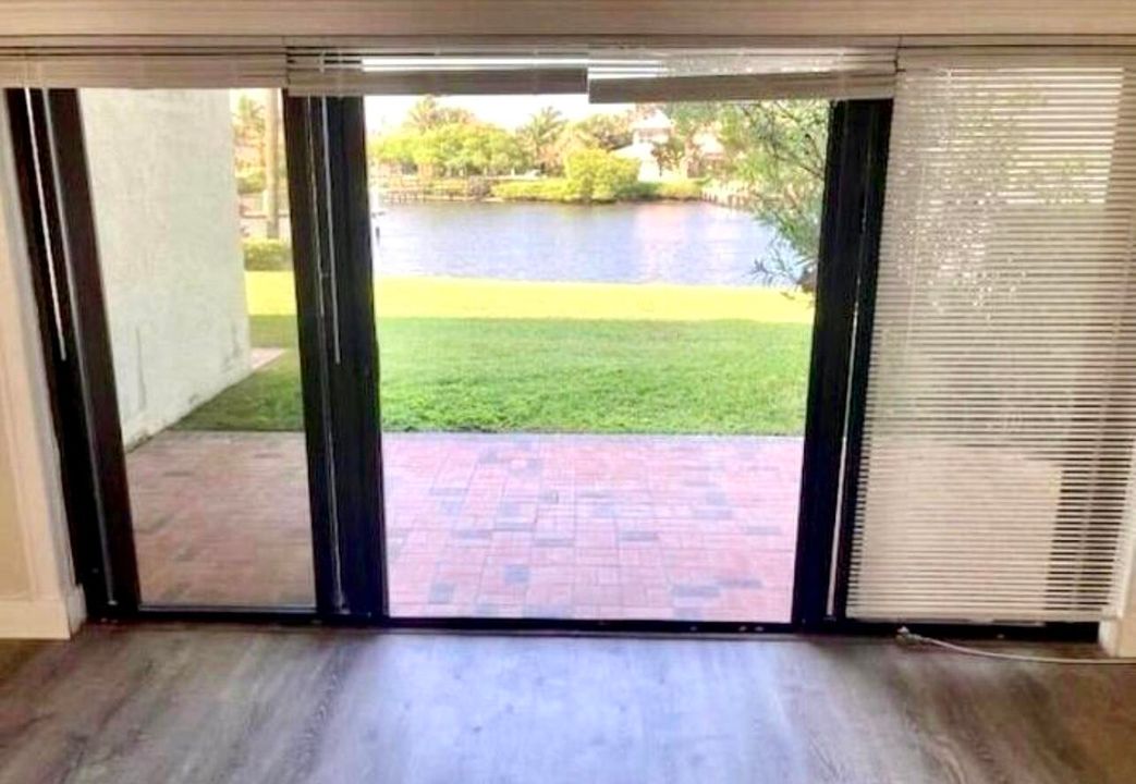 出租: $7,500 (2 贝兹, 2 浴室, 1478 平方英尺)