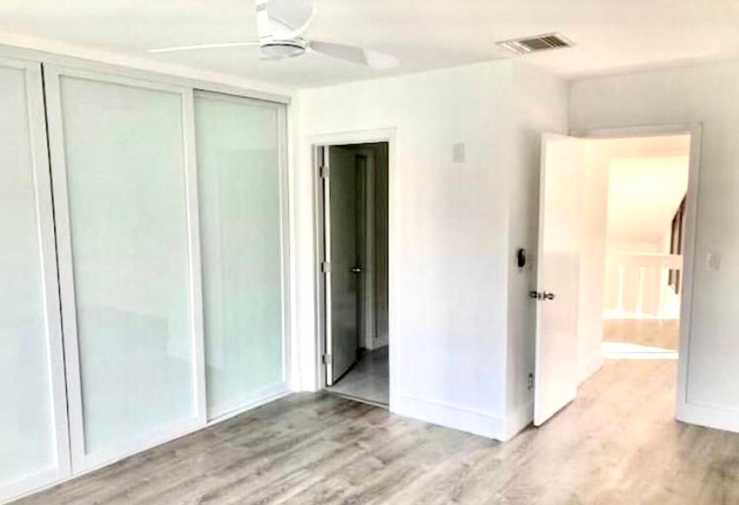 出租: $7,500 (2 贝兹, 2 浴室, 1478 平方英尺)