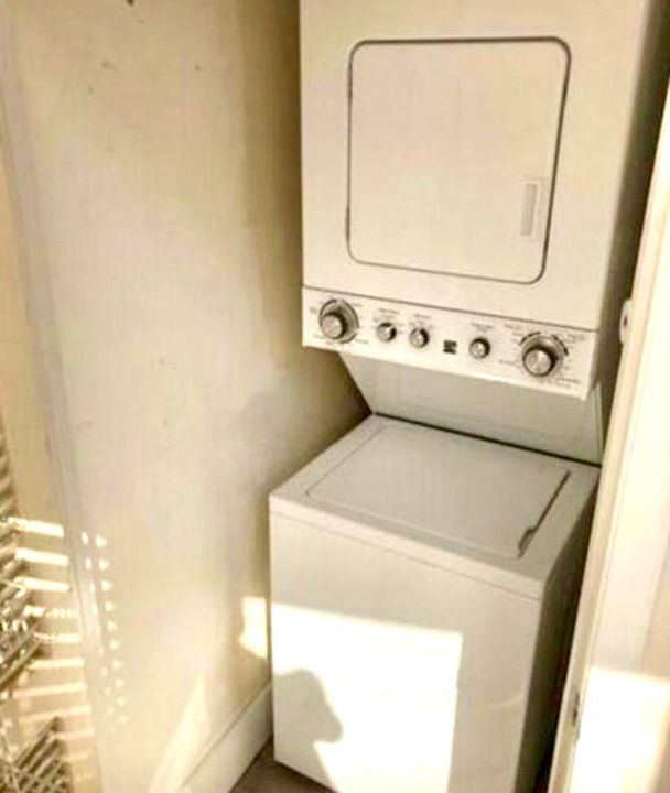 出租: $7,500 (2 贝兹, 2 浴室, 1478 平方英尺)