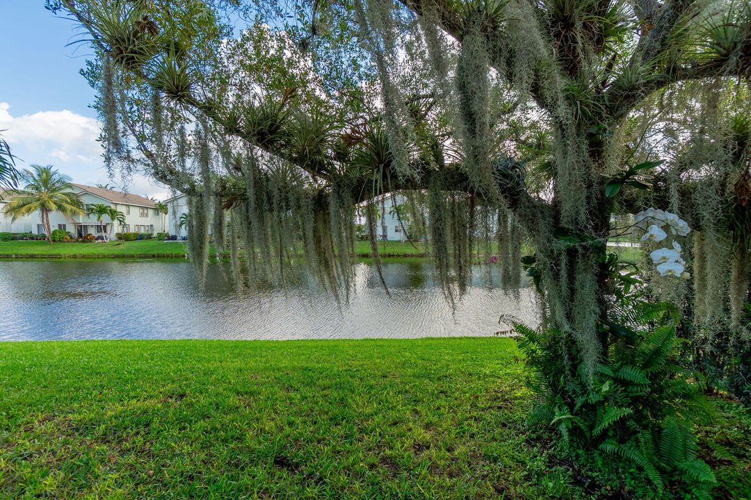 На продажу: $598,800 (4 спален, 3 ванн, 2689 Квадратных фут)