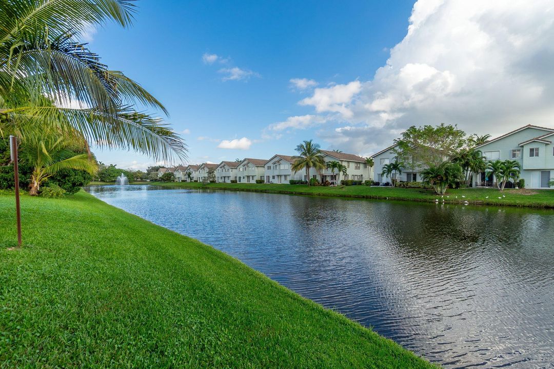 На продажу: $598,800 (4 спален, 3 ванн, 2689 Квадратных фут)