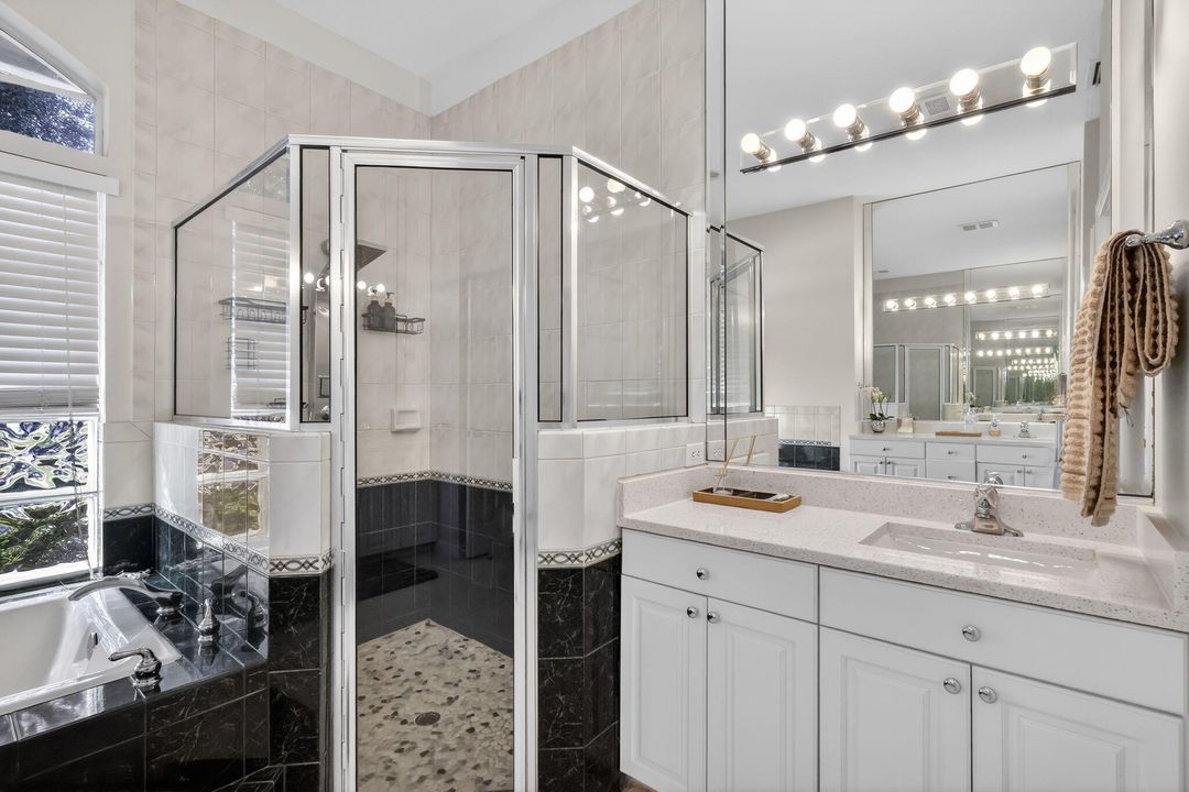 В аренду: $9,500 (4 спален, 3 ванн, 2500 Квадратных фут)