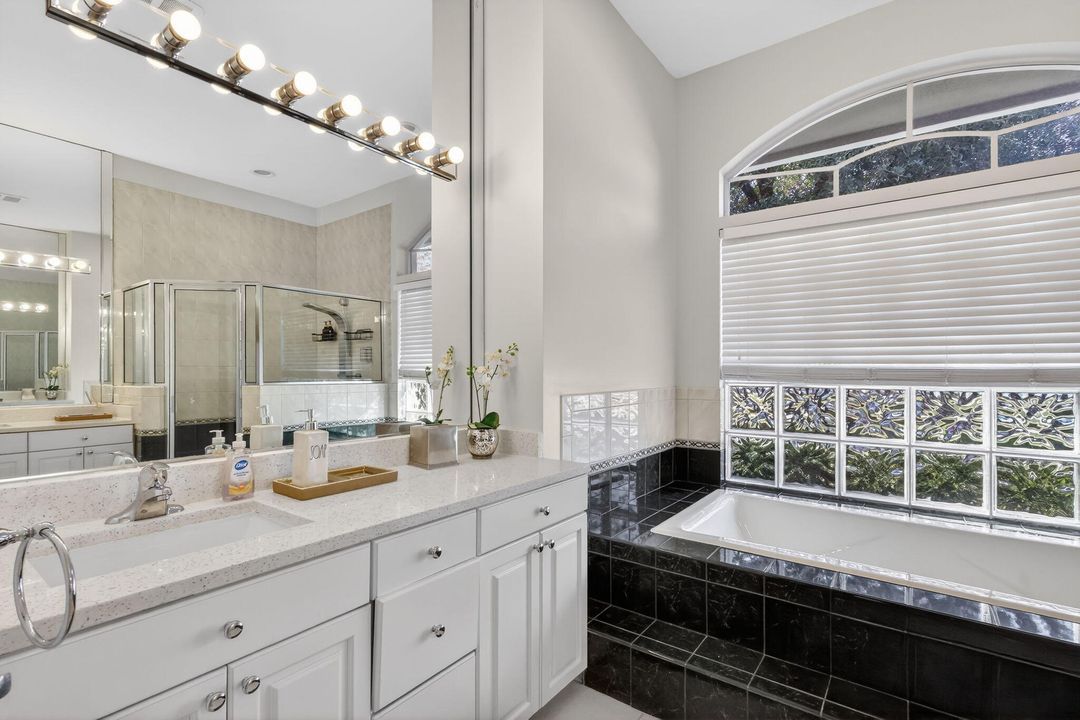 В аренду: $9,500 (4 спален, 3 ванн, 2500 Квадратных фут)