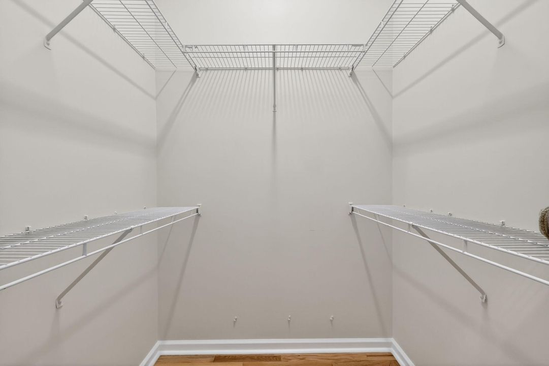 В аренду: $9,500 (4 спален, 3 ванн, 2500 Квадратных фут)