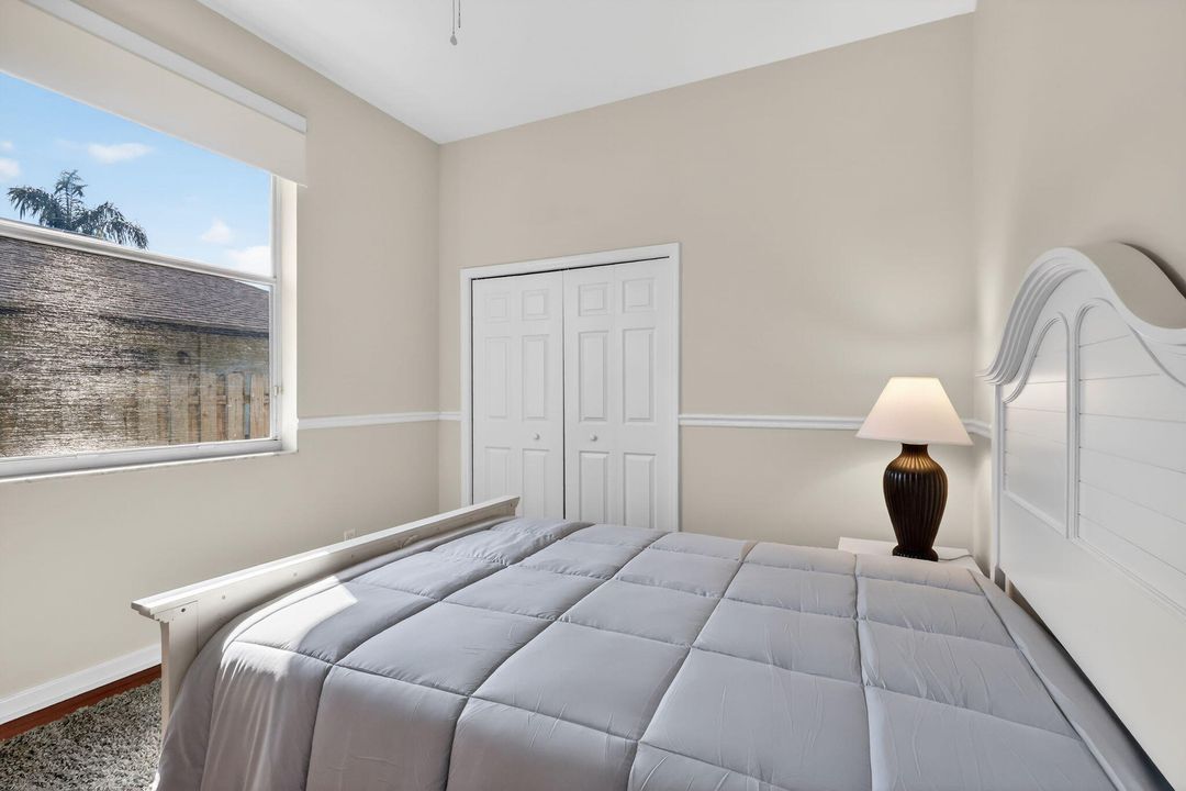 В аренду: $9,500 (4 спален, 3 ванн, 2500 Квадратных фут)